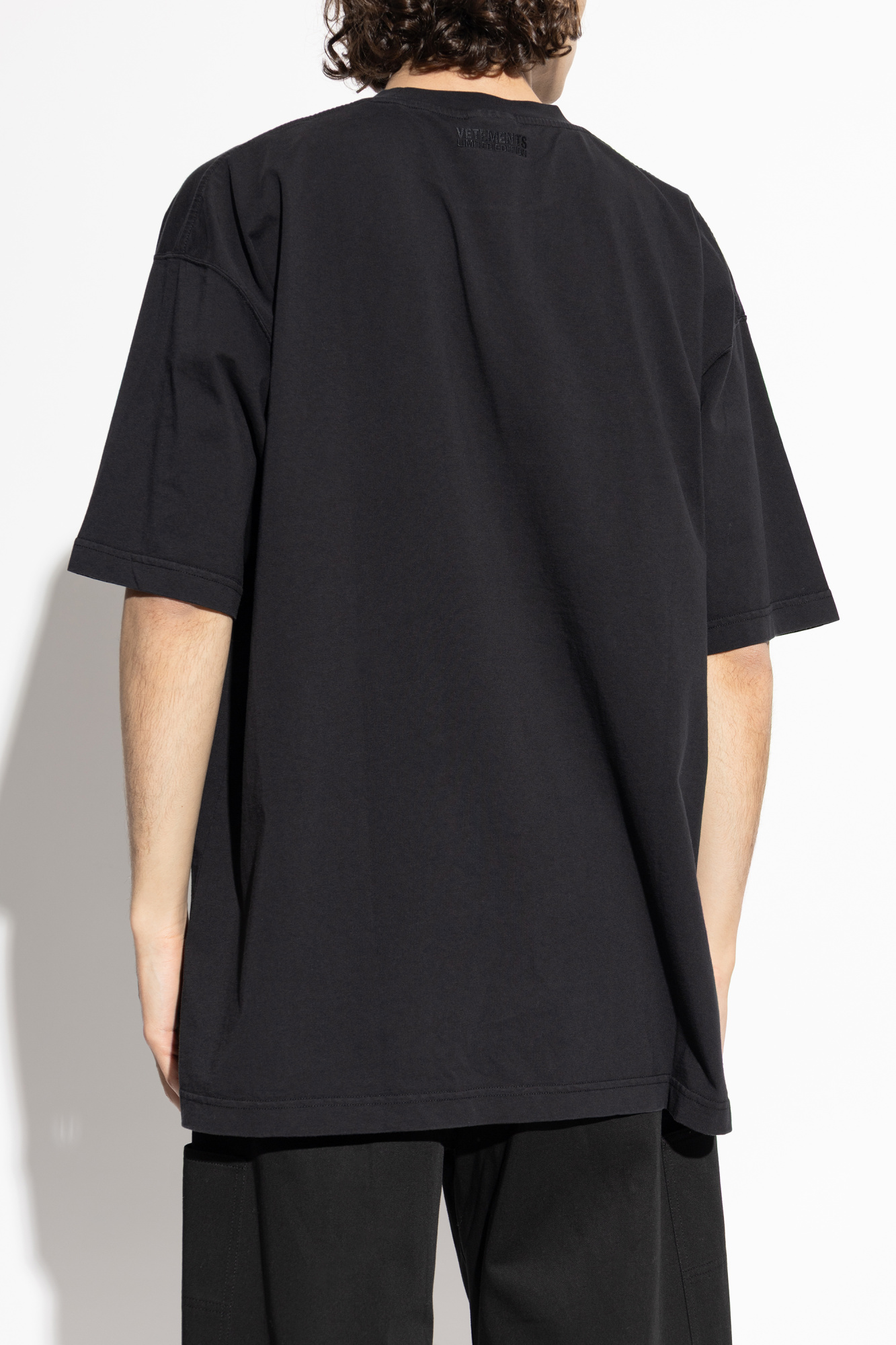 VETEMENTS T-shirt with print | Men's | Vitkac